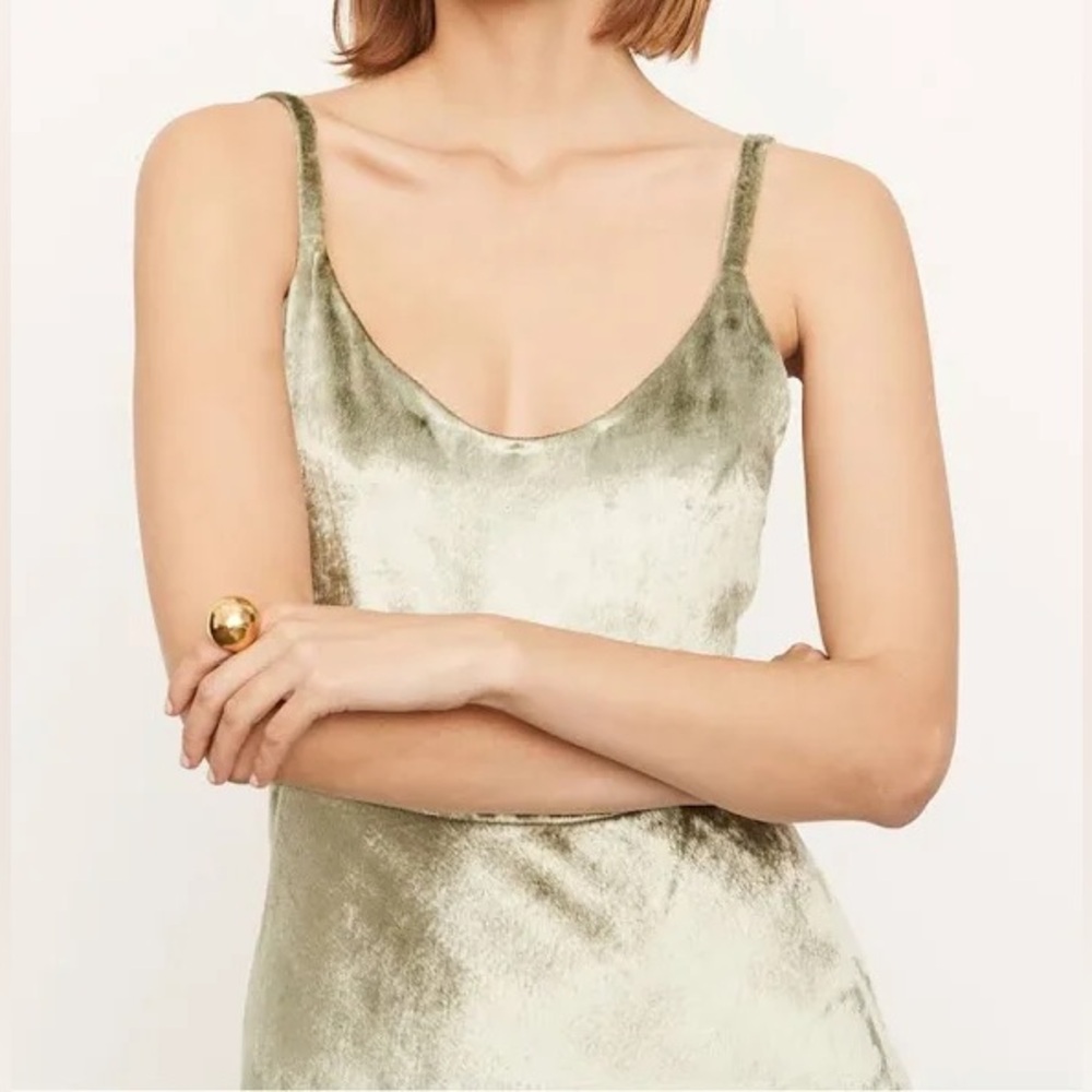 Vince Luxe Velvet Dress in Soft pistachio Green
